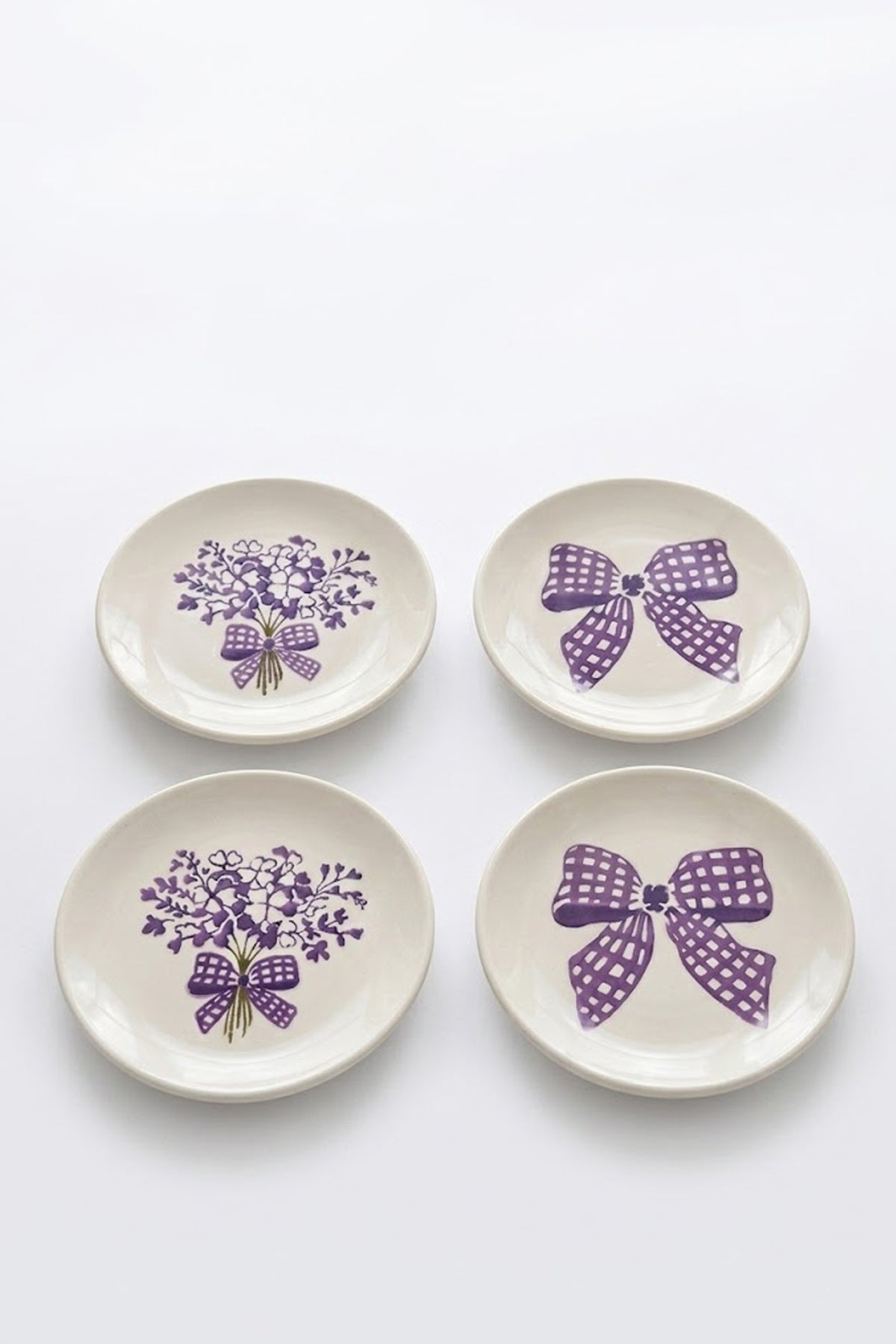 Lilac Bloom 4’lü Handmade Seramik Tatlı Tabağı 16 cm Lila Çiçek Desenli Pasta Kahvaltı Sunum Tabak Seti Şık - Görsel 4