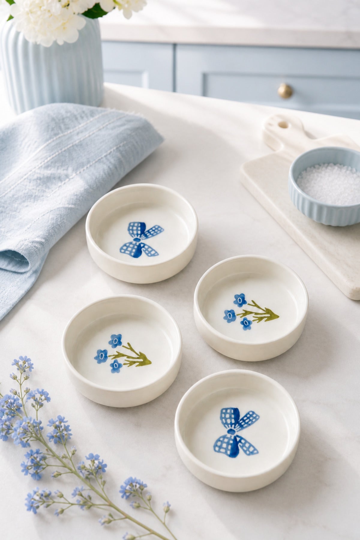 Azure Bloom 4’lü Handmade Seramik Kase Seti 10 Cm Çiçek Desenli Çerezlik ve Sosluk - Sofralya